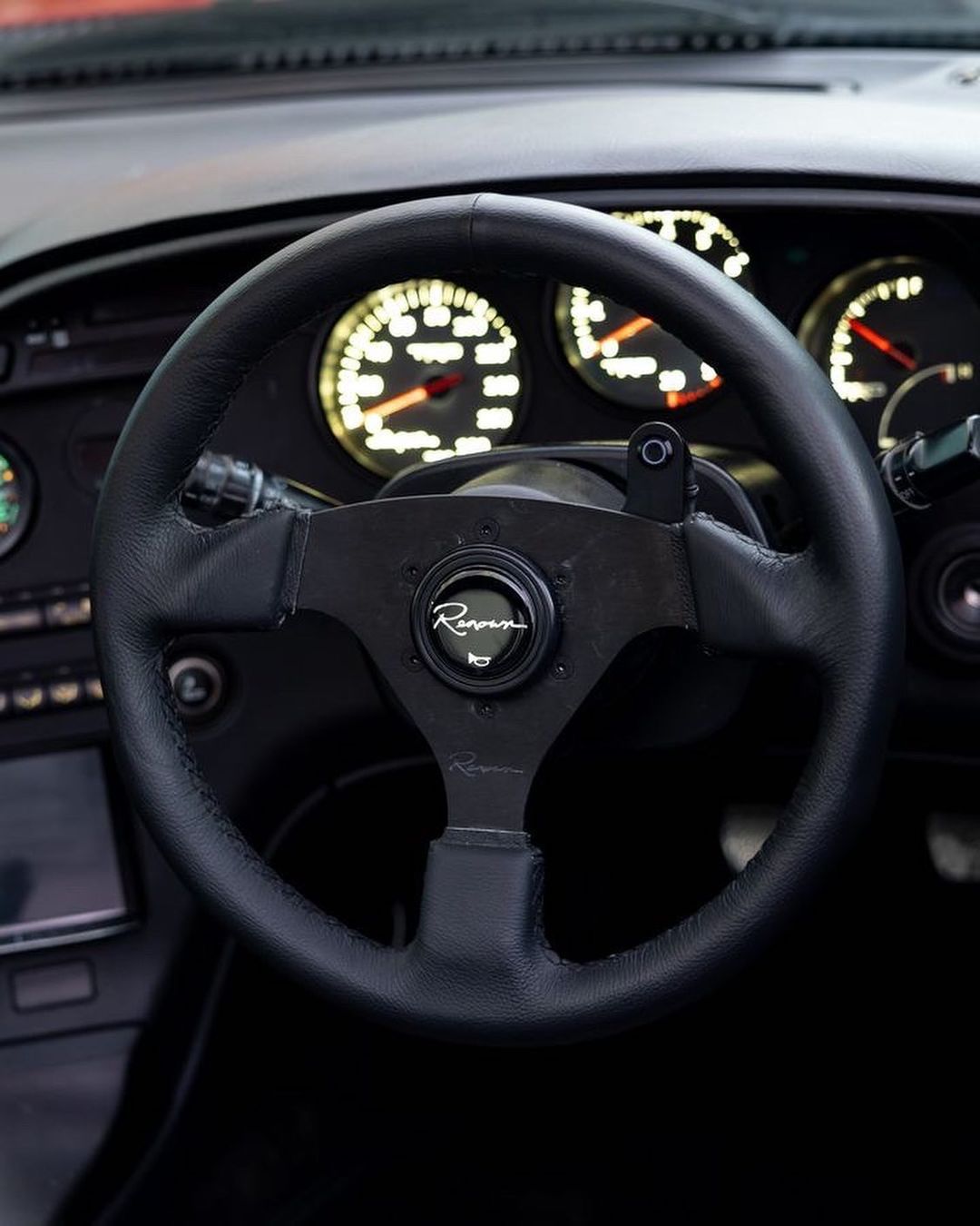 Renown Clubsport Dark Steering Wheel