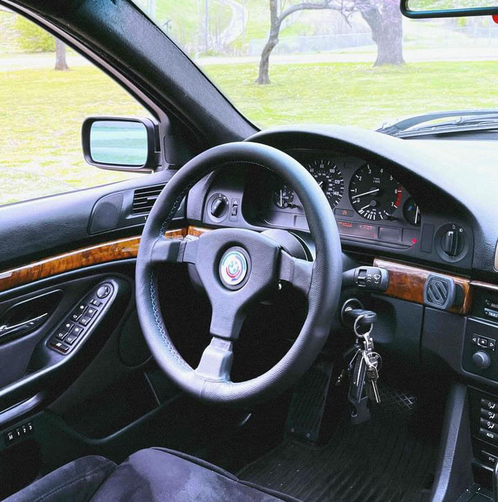 Renown Classic Motorsport Horn Button