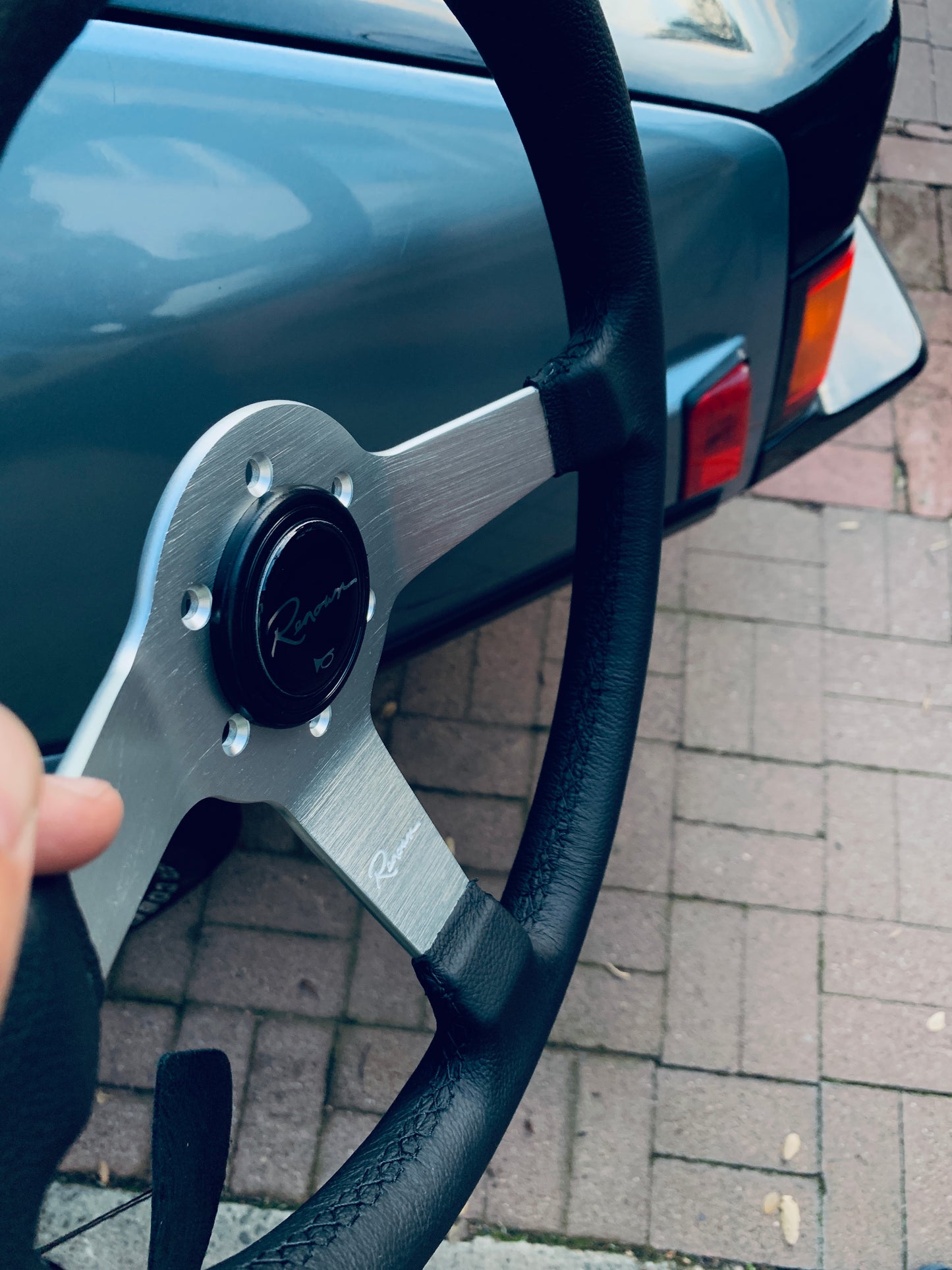 Renown Time Trial Silver Steering Wheel