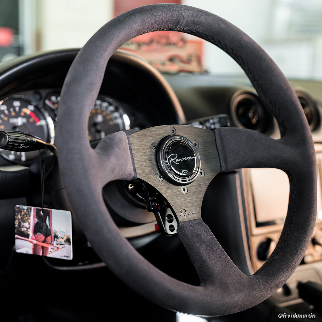 2024-25 秋冬新作  Renown 130R Dark Steering Wheel – Renown USA パーツ