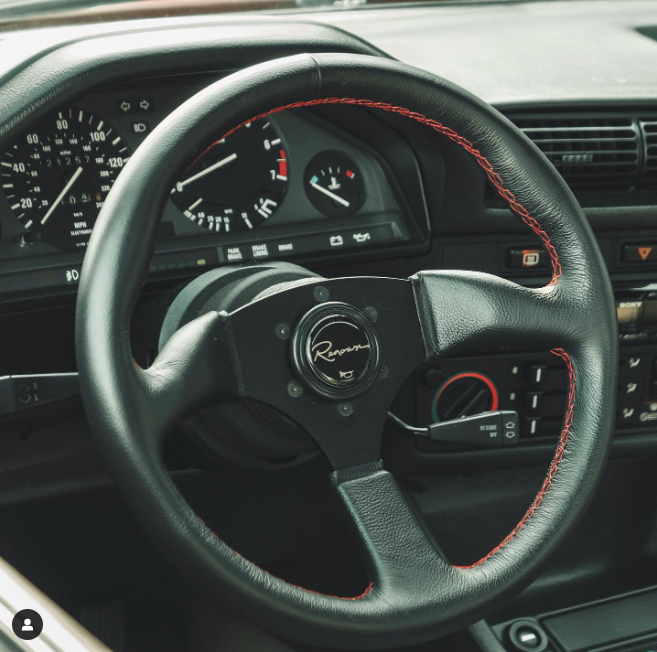 Renown 130R Rosso Steering Wheel – Renown USA Renown 130R Rosso Steering Wheel – Renown USA