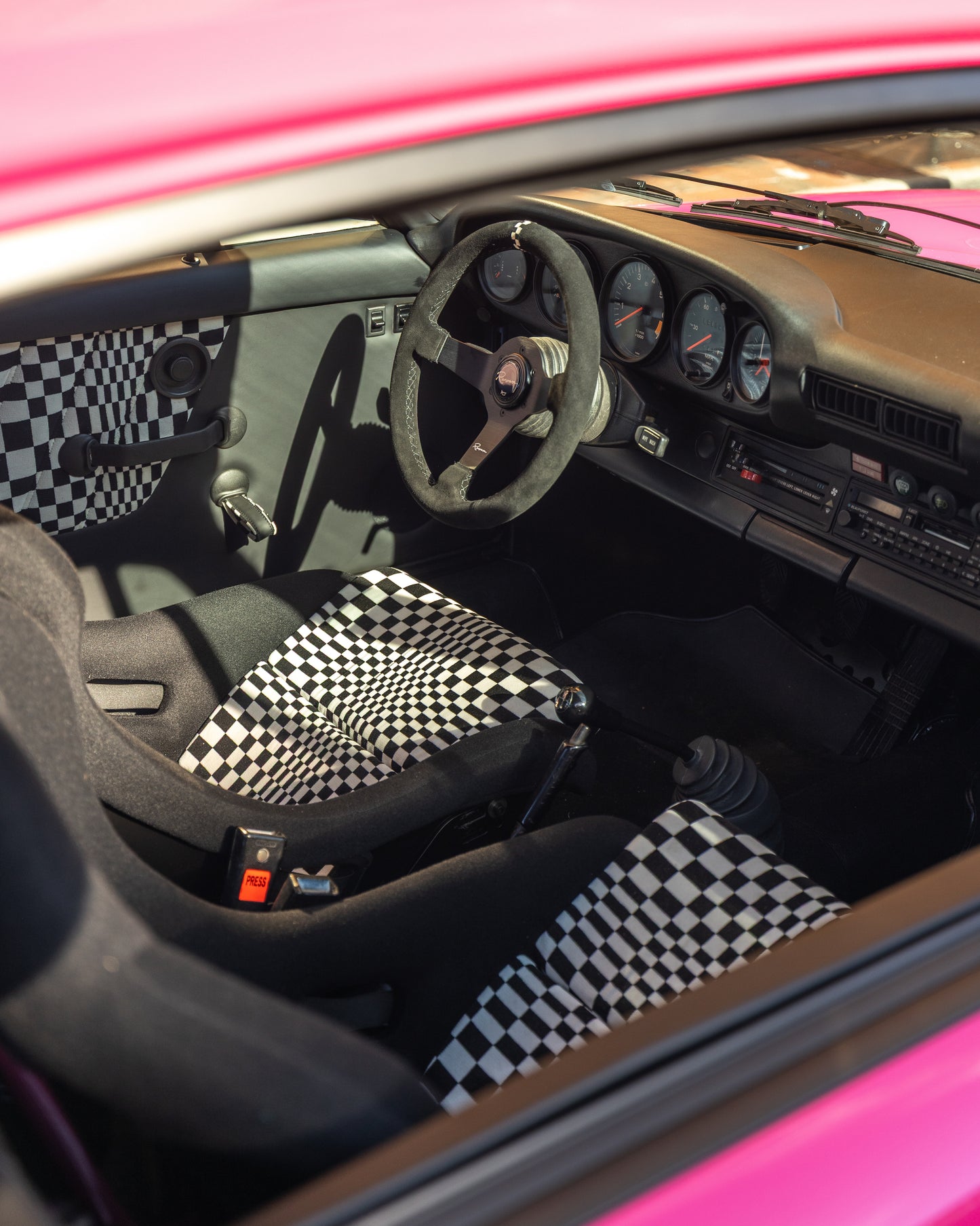 Renown Time Trial Finale White Steering Wheel