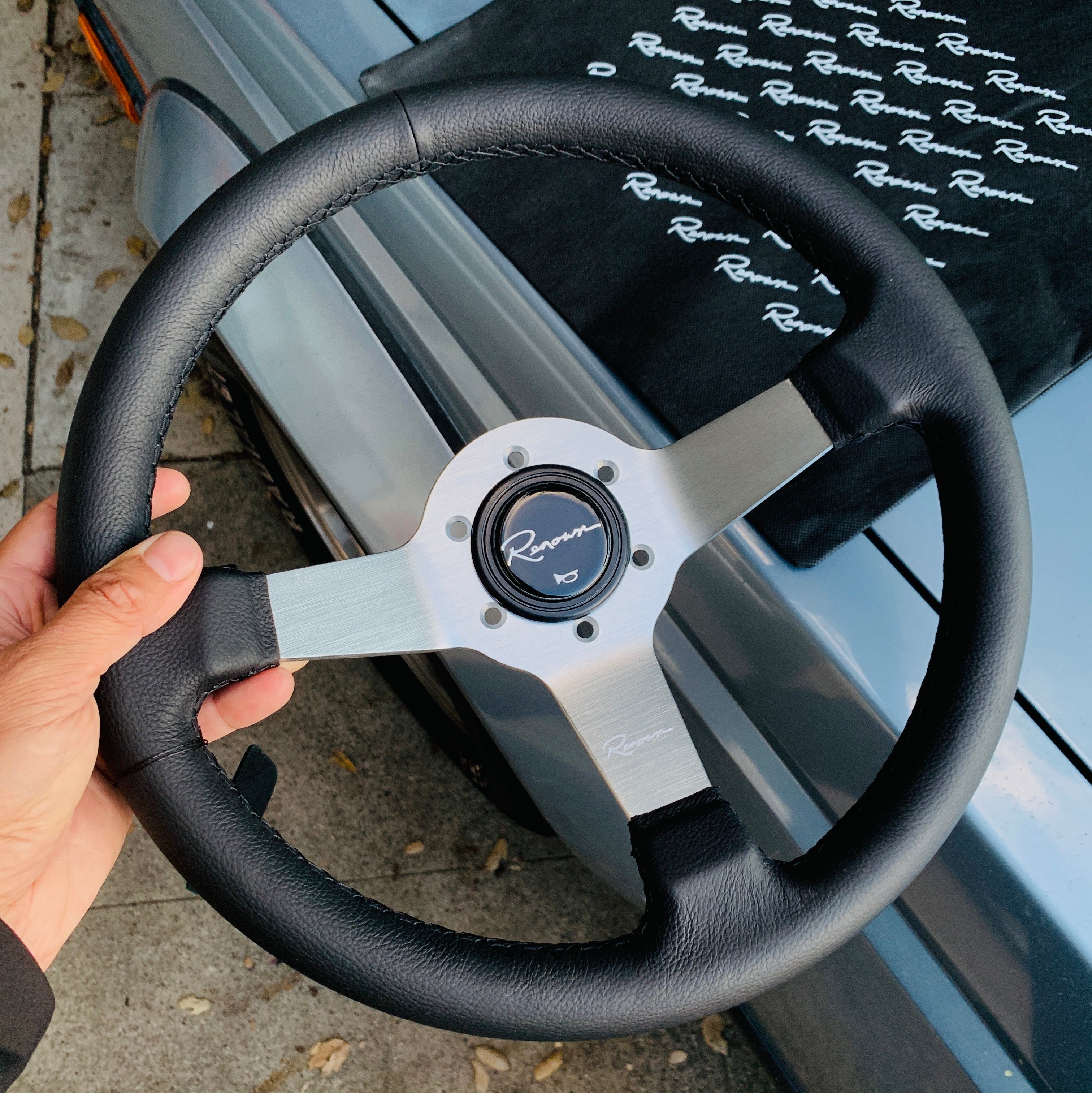 Renown Time Trial Silver Steering Wheel Renown USA renown-time-trial-silver-steering-wheel-renown-usa
