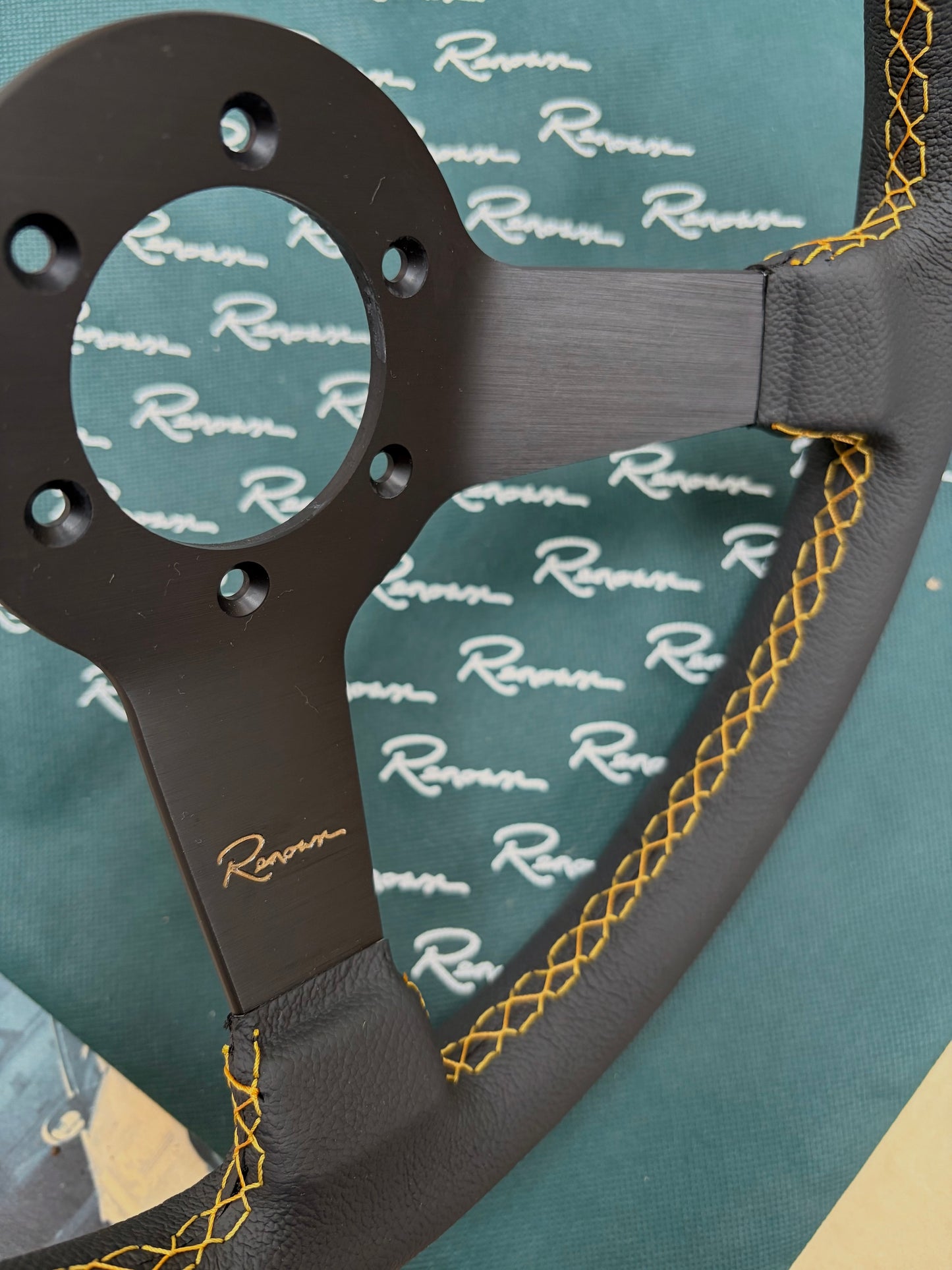 LIMITED Renown Time Trial JPS Gold Steering Wheel