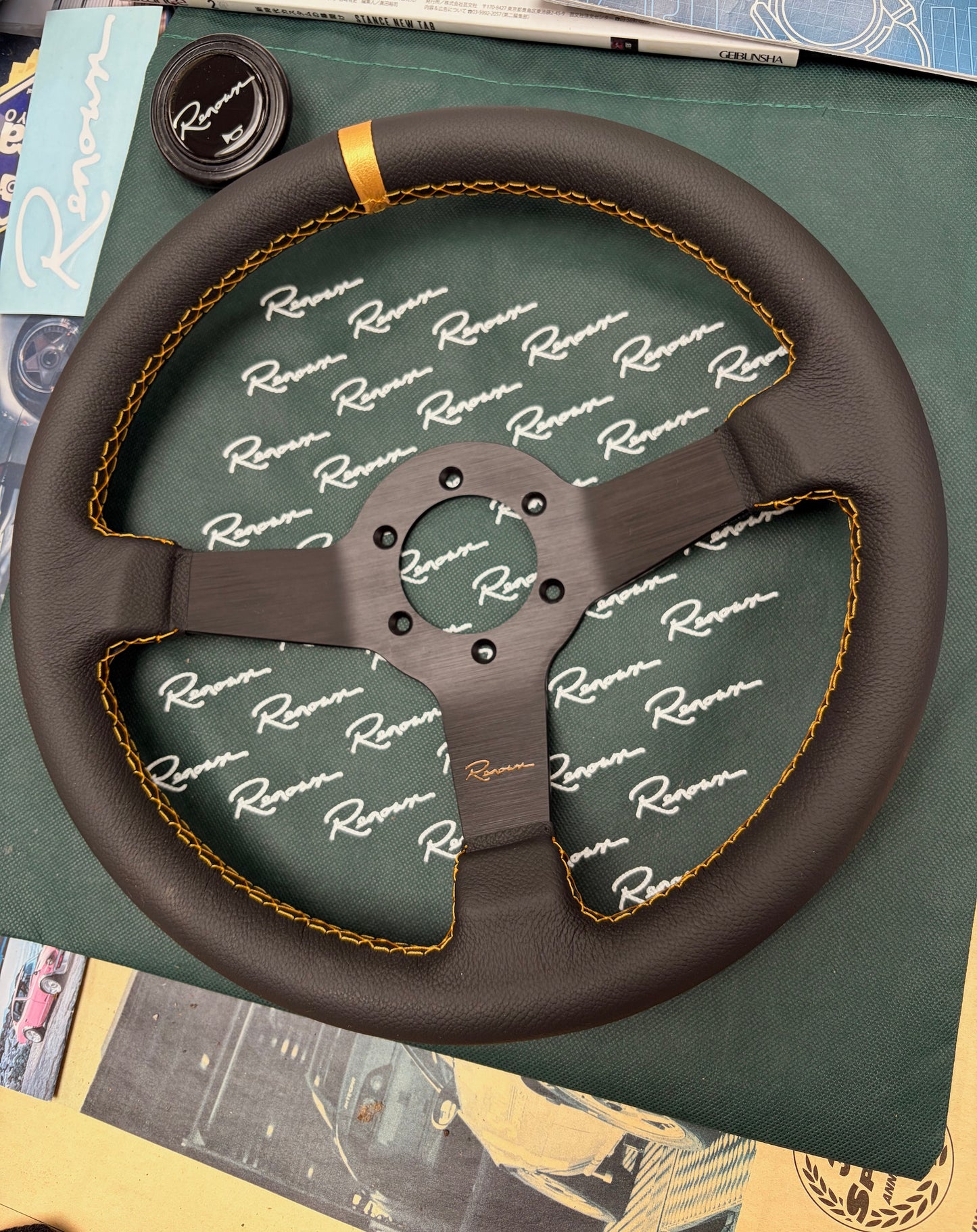 LIMITED Renown Time Trial JPS Gold Steering Wheel