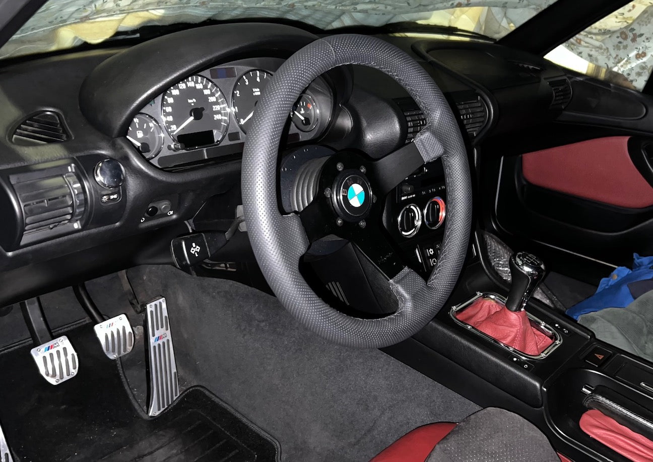 Renown Time Trial Motorsport Steering Wheel