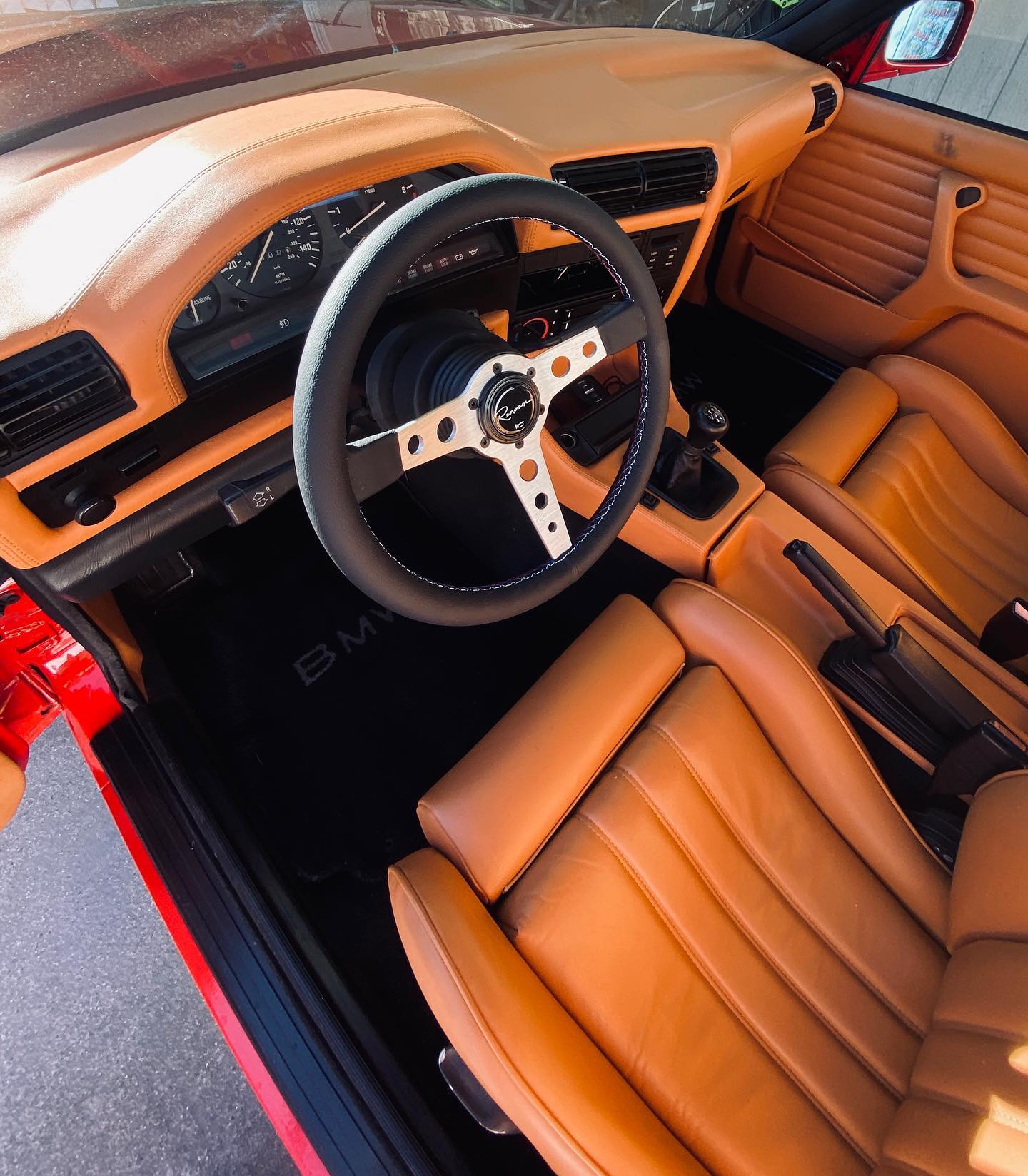 Renown Monaco Silver Motorsport Steering Wheel