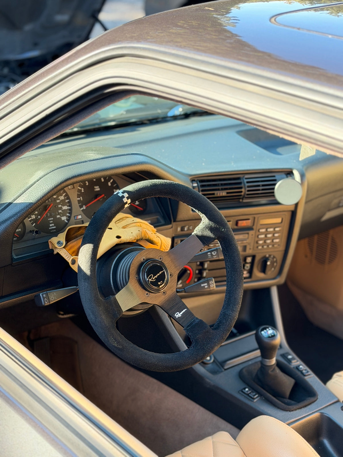 Renown Time Trial Finale White Steering Wheel